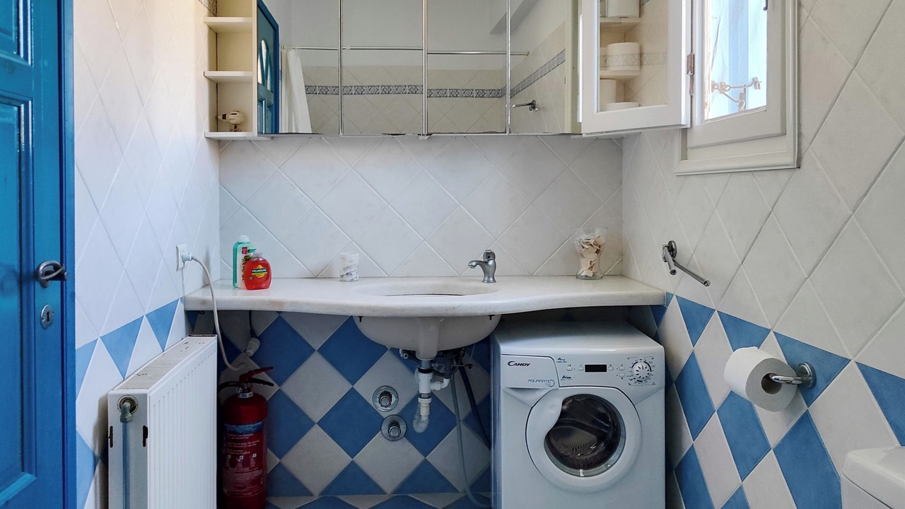 Photo of Bathroom in Stelida