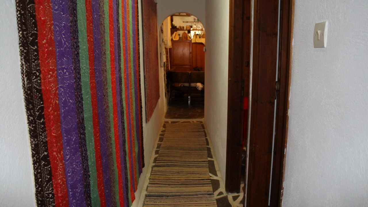 Photo of Livingroom in Katakali