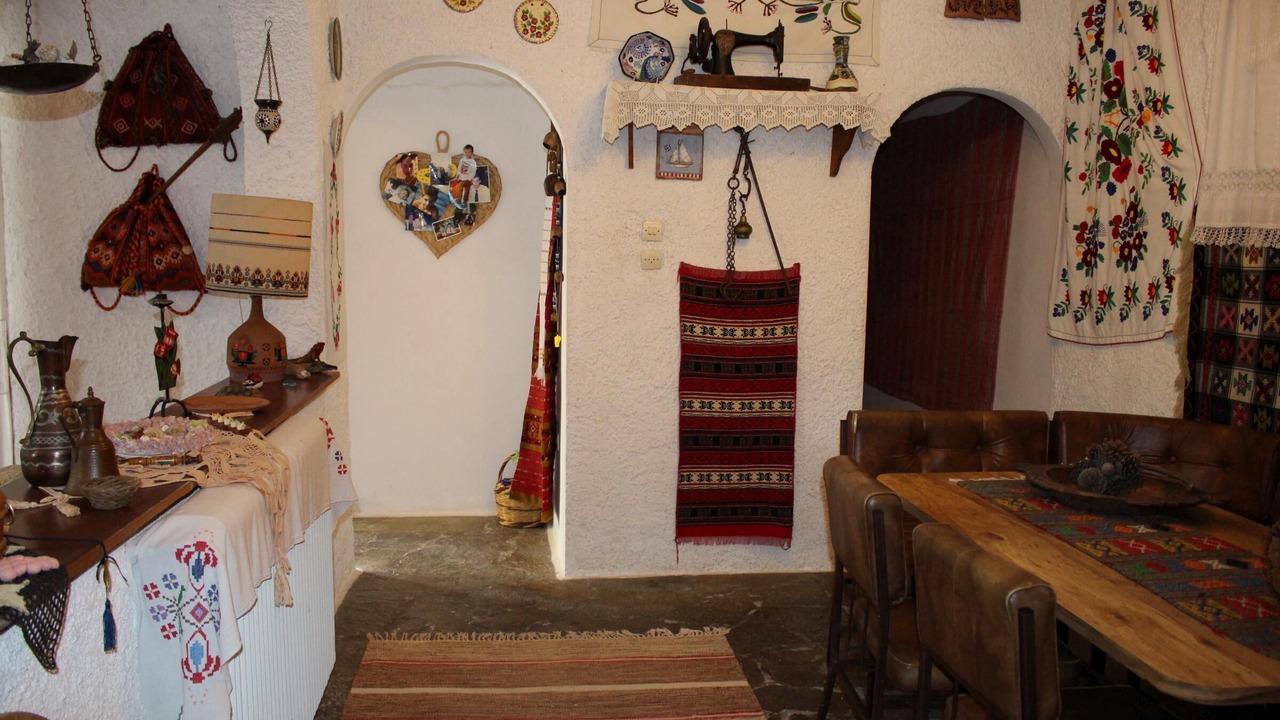 Photo of Livingroom in Katakali