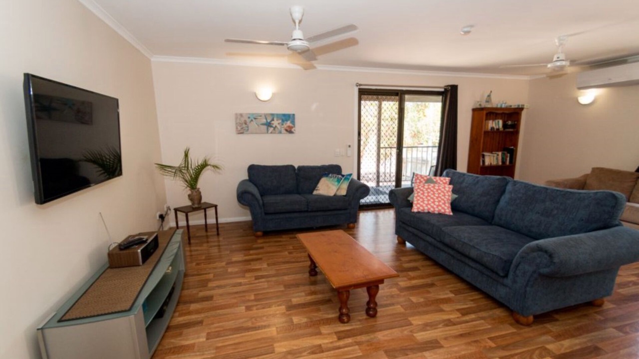 Photo of Livingroom in Horseshoe Bay