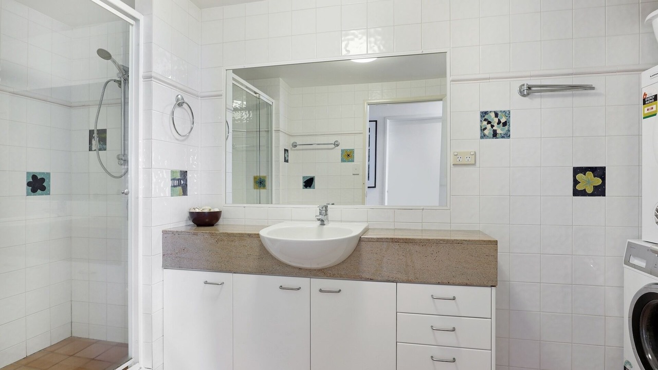 Photo of Bathroom in Point Lookout