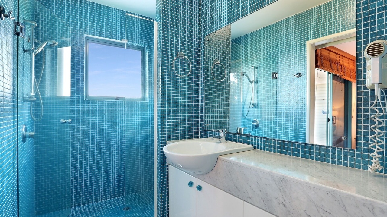 Photo of Bathroom in Point Lookout