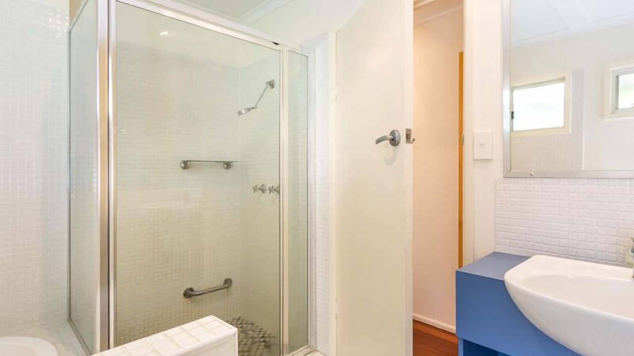 Photo of Bathroom in Point Lookout