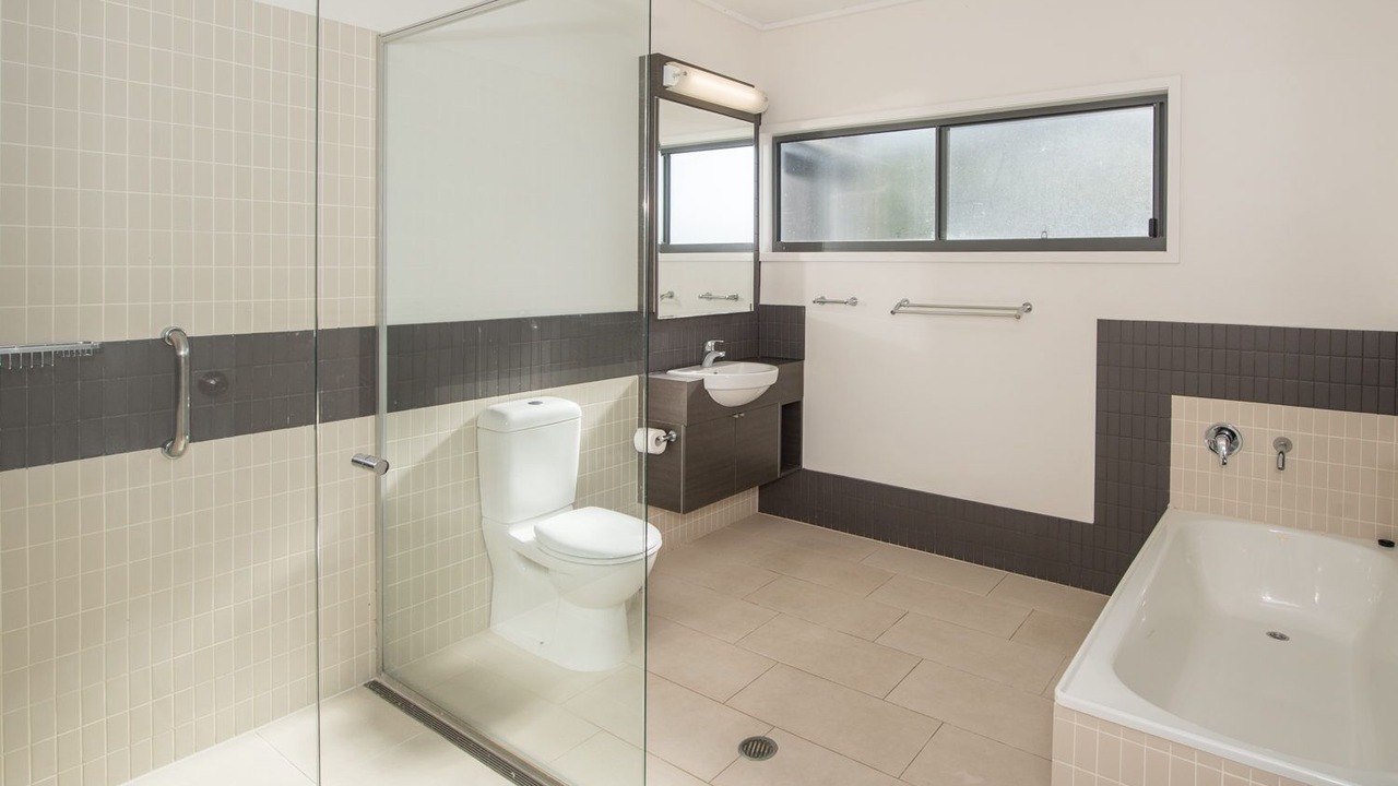 Photo of Bathroom in Point Lookout