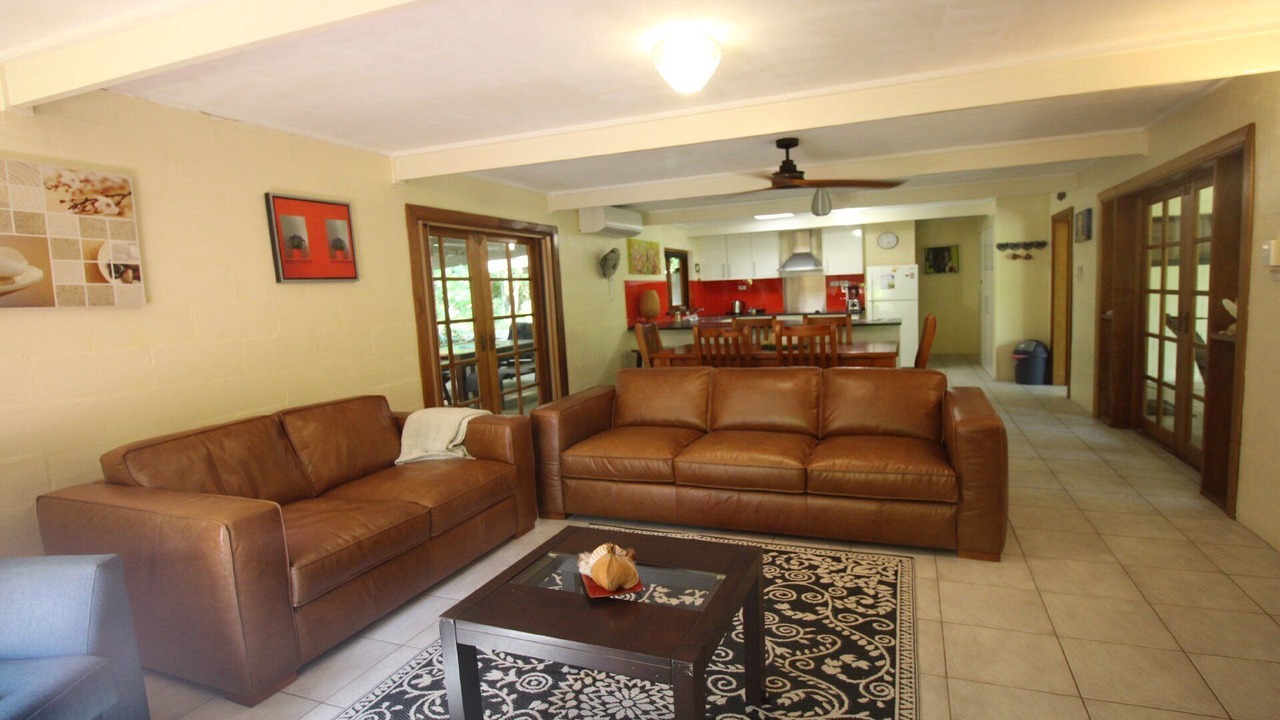 Photo of Livingroom in Horseshoe Bay