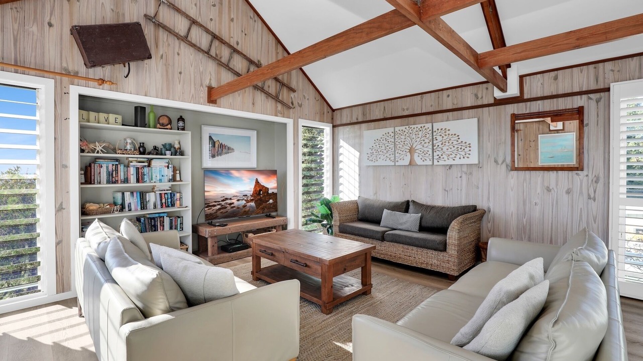 Photo of Livingroom in Point Lookout
