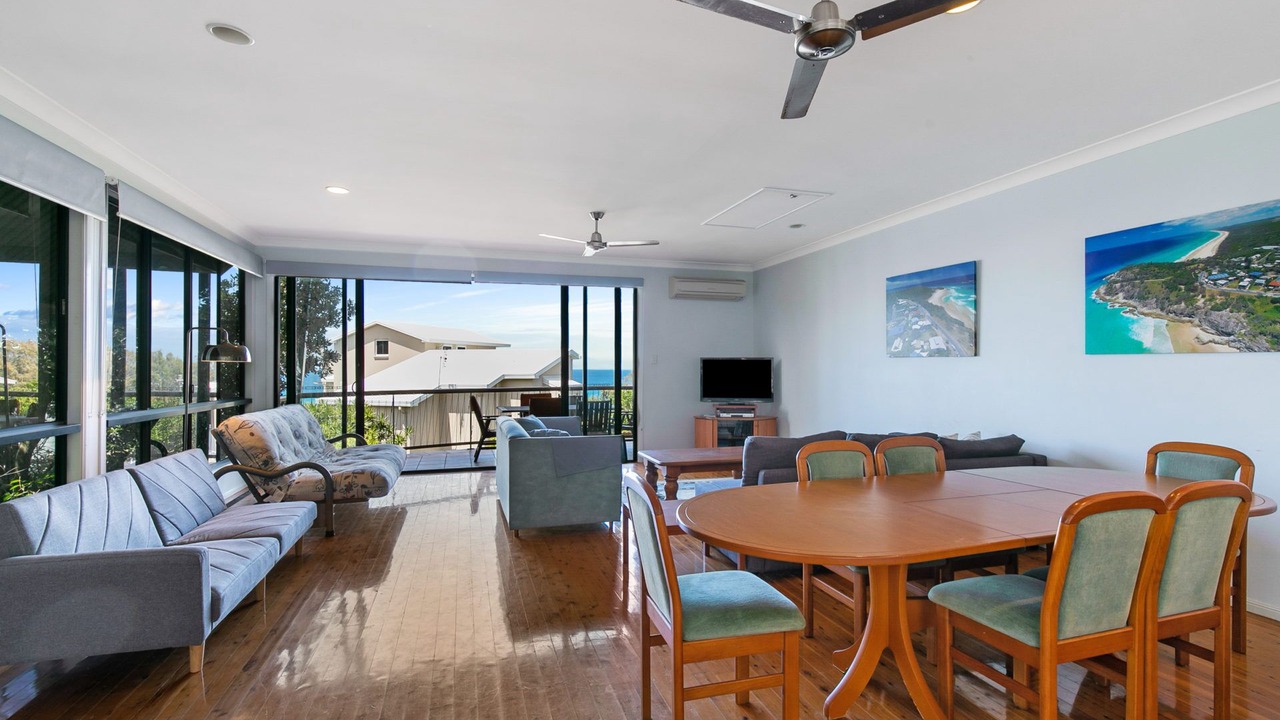 Photo of Livingroom in Point Lookout
