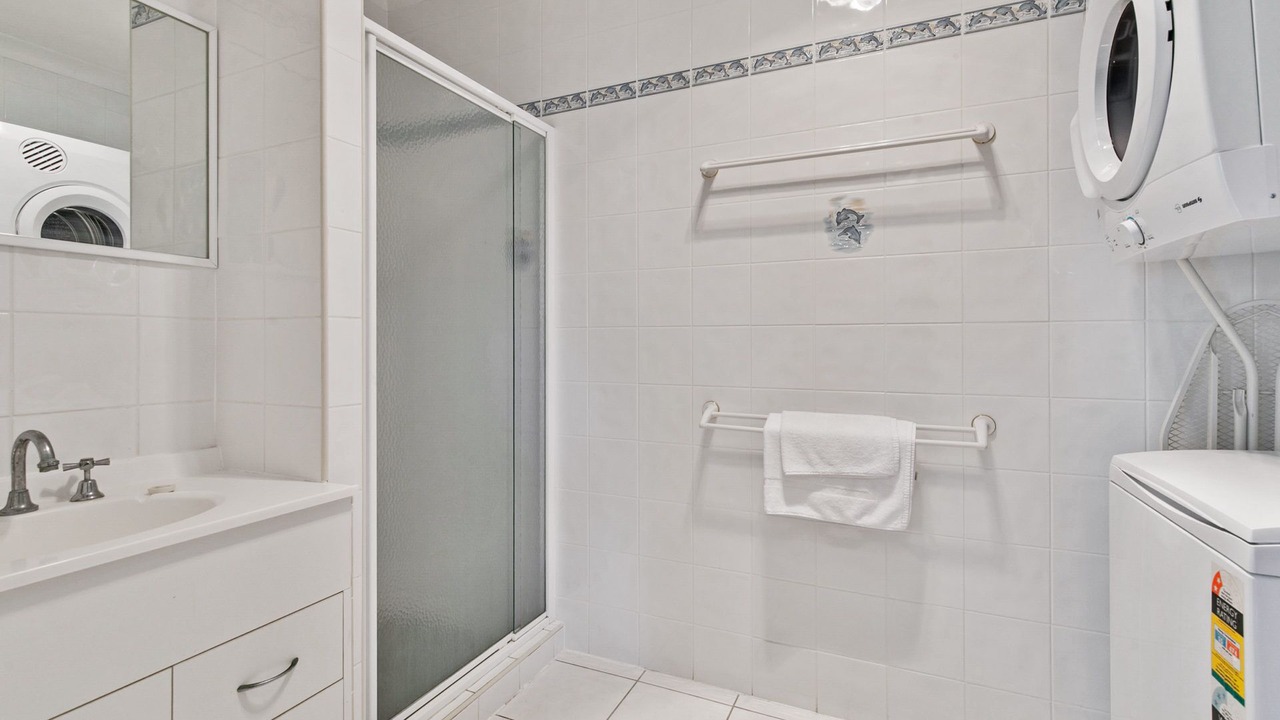 Photo of Bathroom in Point Lookout