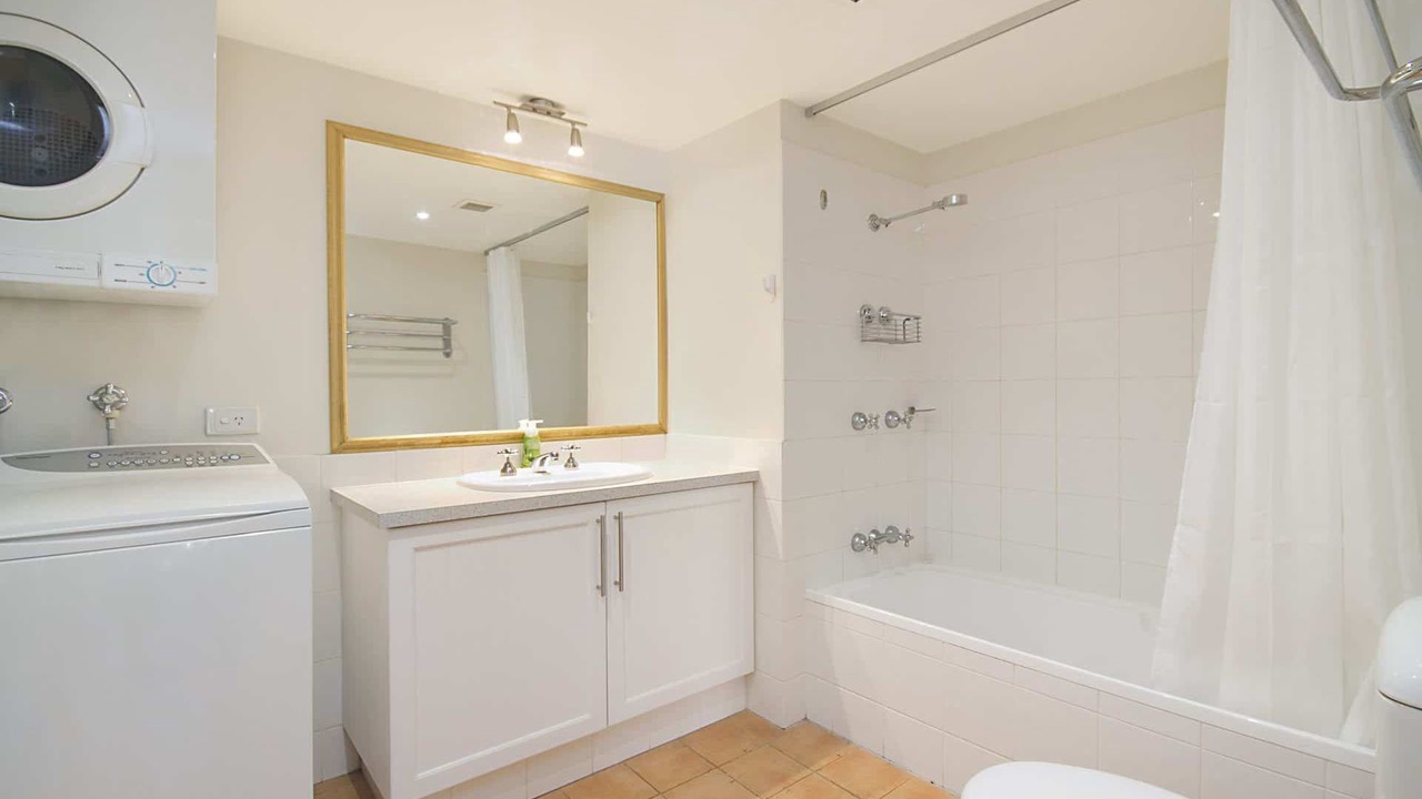 Photo of Bathroom in Coolangatta