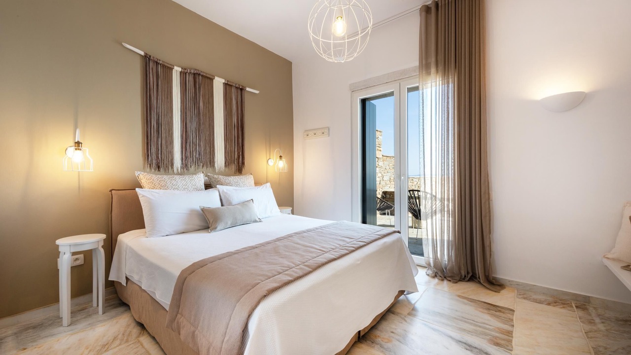 Photo of Bedroom in Exomvourgo