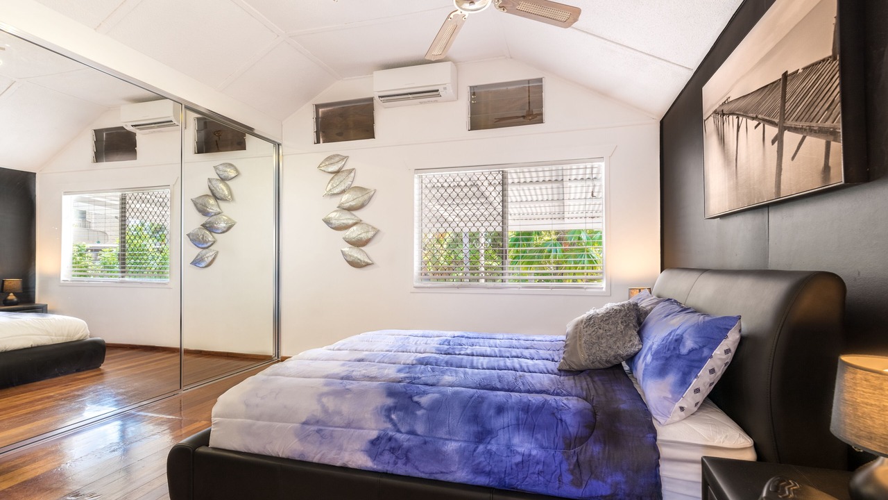 Photo of Bedroom in Holloways Beach