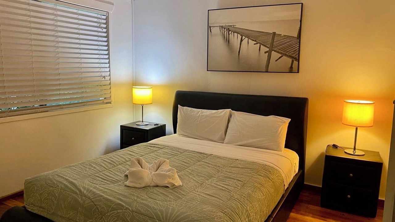 Photo of Bedroom in Holloways Beach