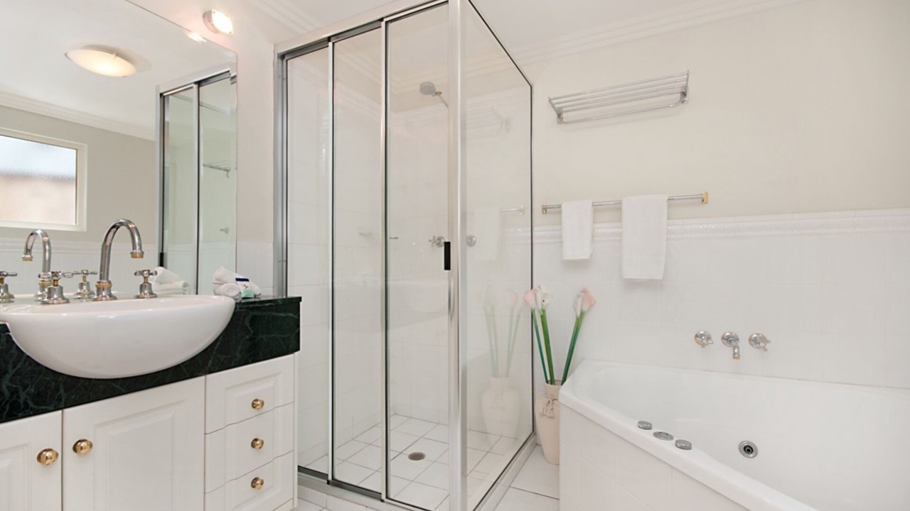 Photo of Bathroom in Trinity Beach