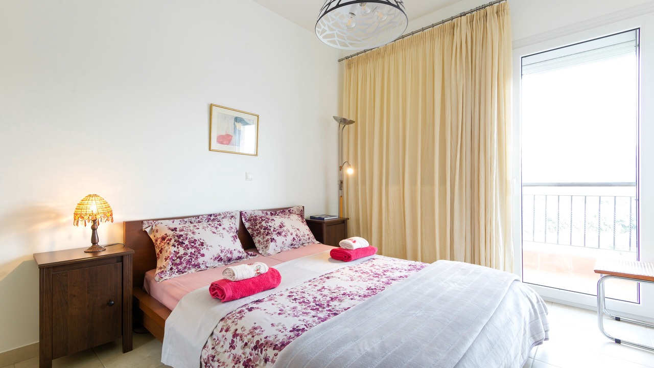 Photo of Bedroom in Thermi