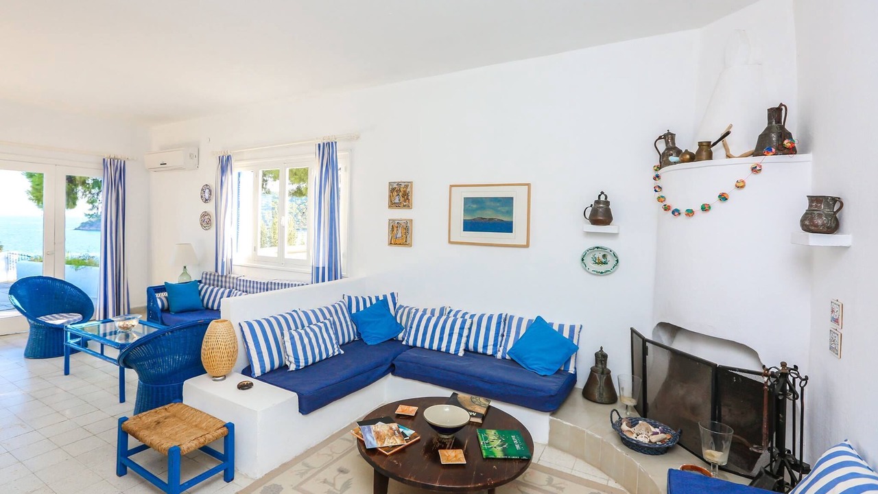 Photo of Livingroom in Katsarou