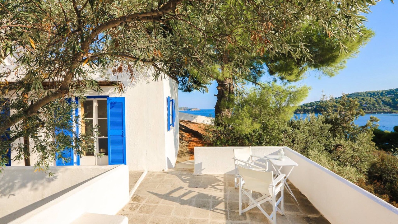 Photo of Patio Balcony in Katsarou