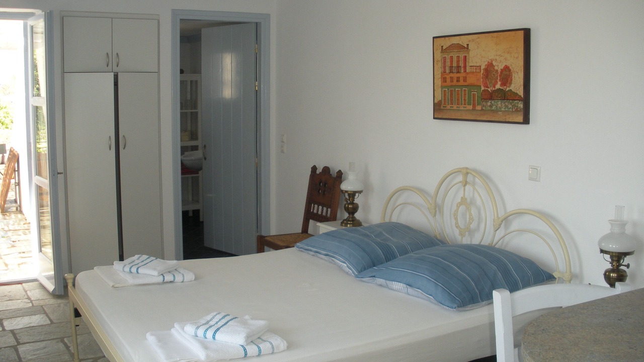 Photo of Bedroom in Atsitsa