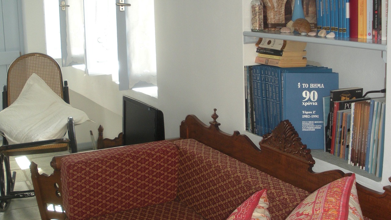 Photo of Livingroom in Atsitsa