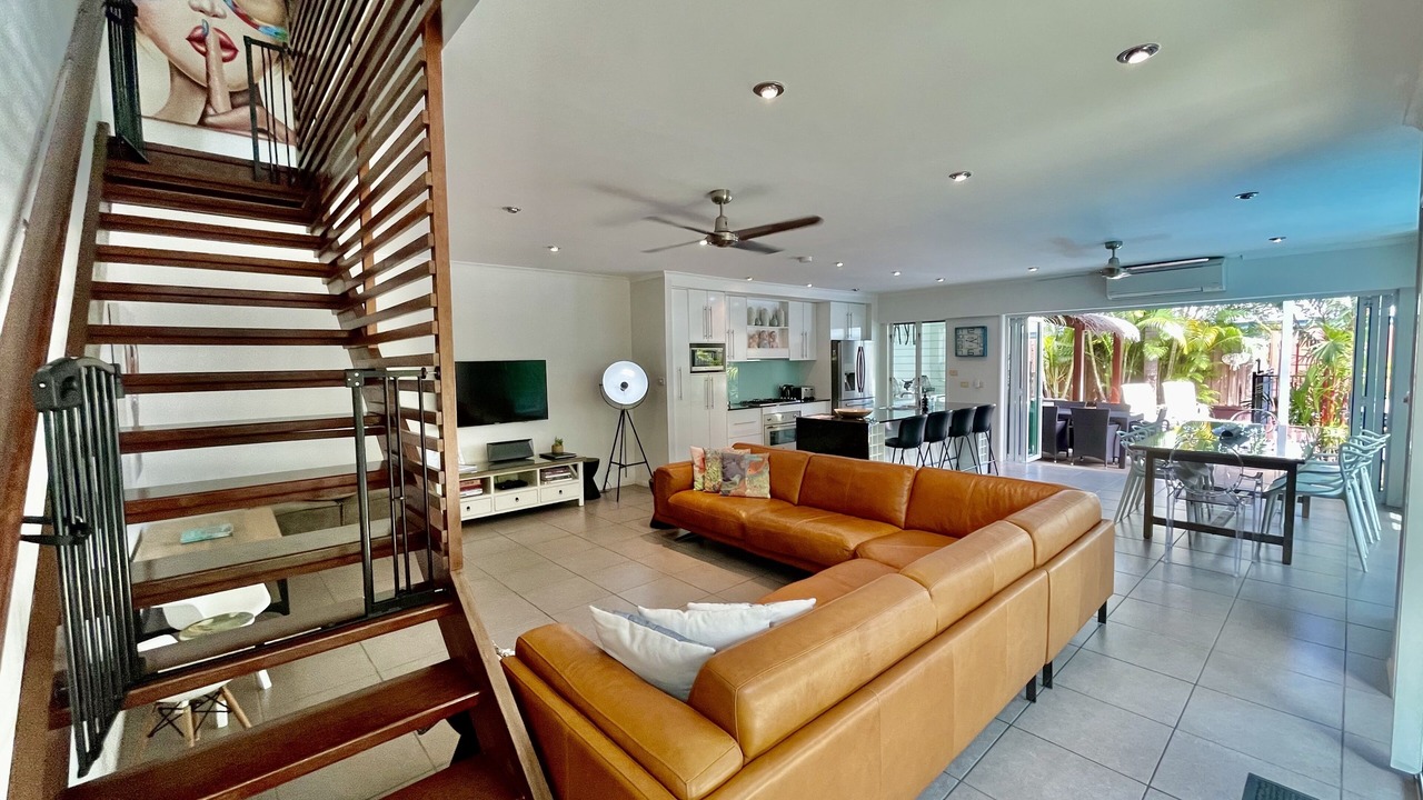 Photo of Livingroom in Palm Cove