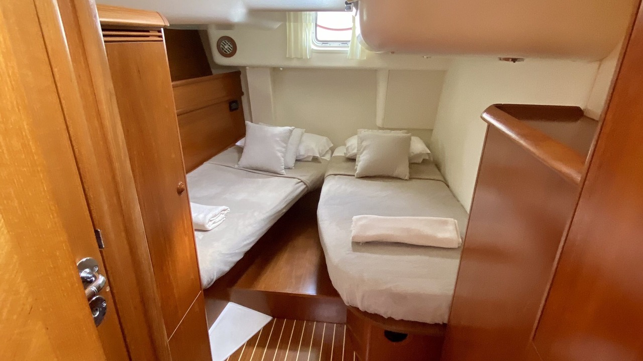 Photo of Bedroom in Tourlos