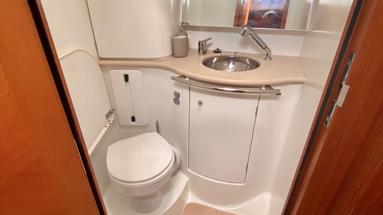 Photo of Bathroom in Tourlos