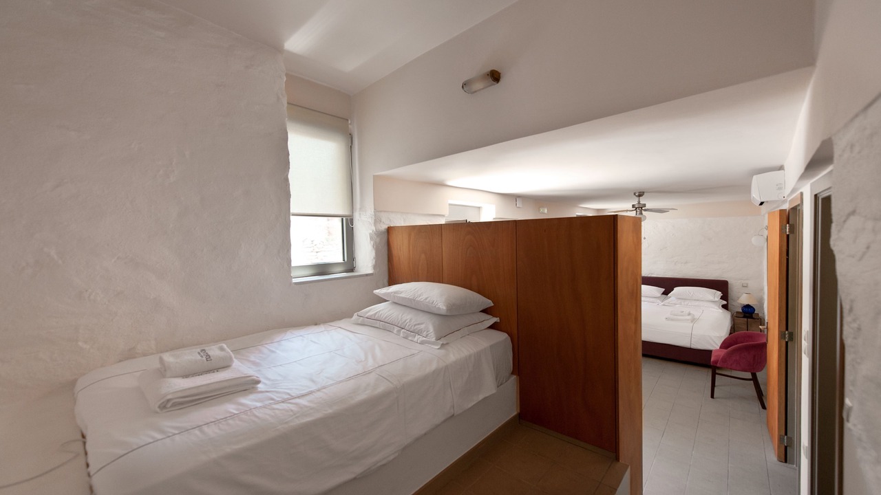 Photo of Bedroom in Grambia
