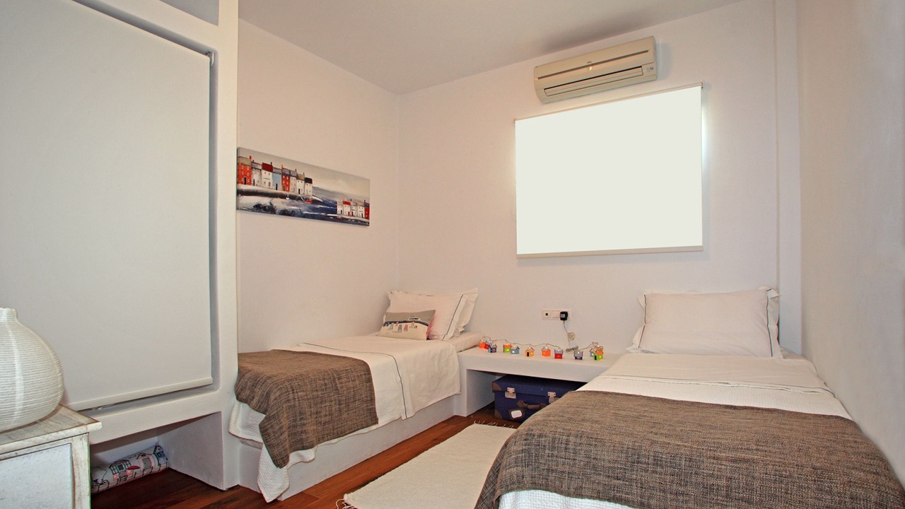 Photo of Bedroom in Ios