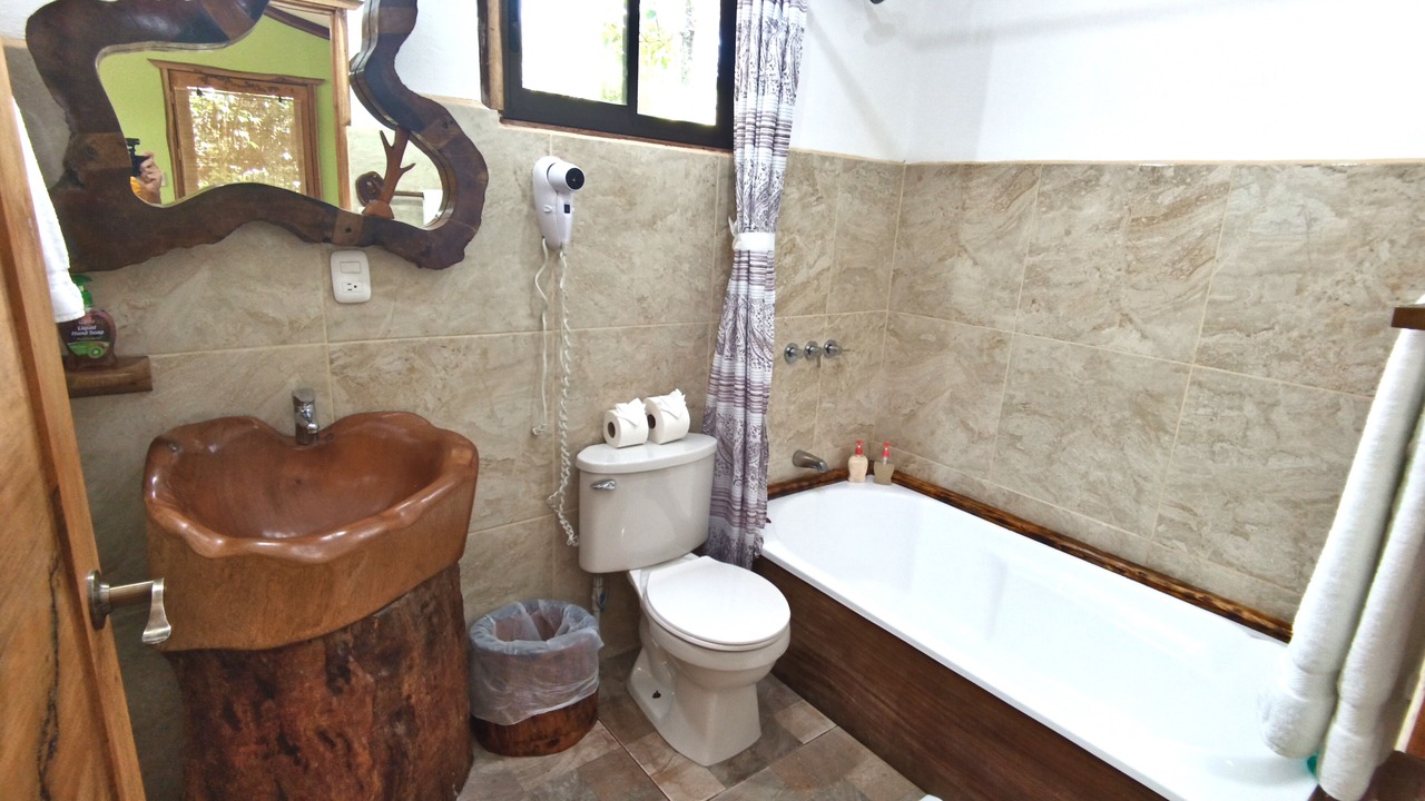 Photo of Bathroom in Monteverde