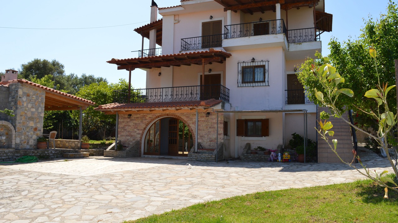Photo of Outdoor in Kastro