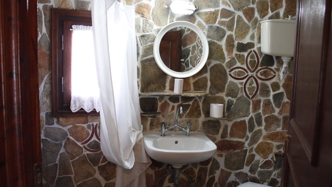 Photo of Bathroom in Skiros