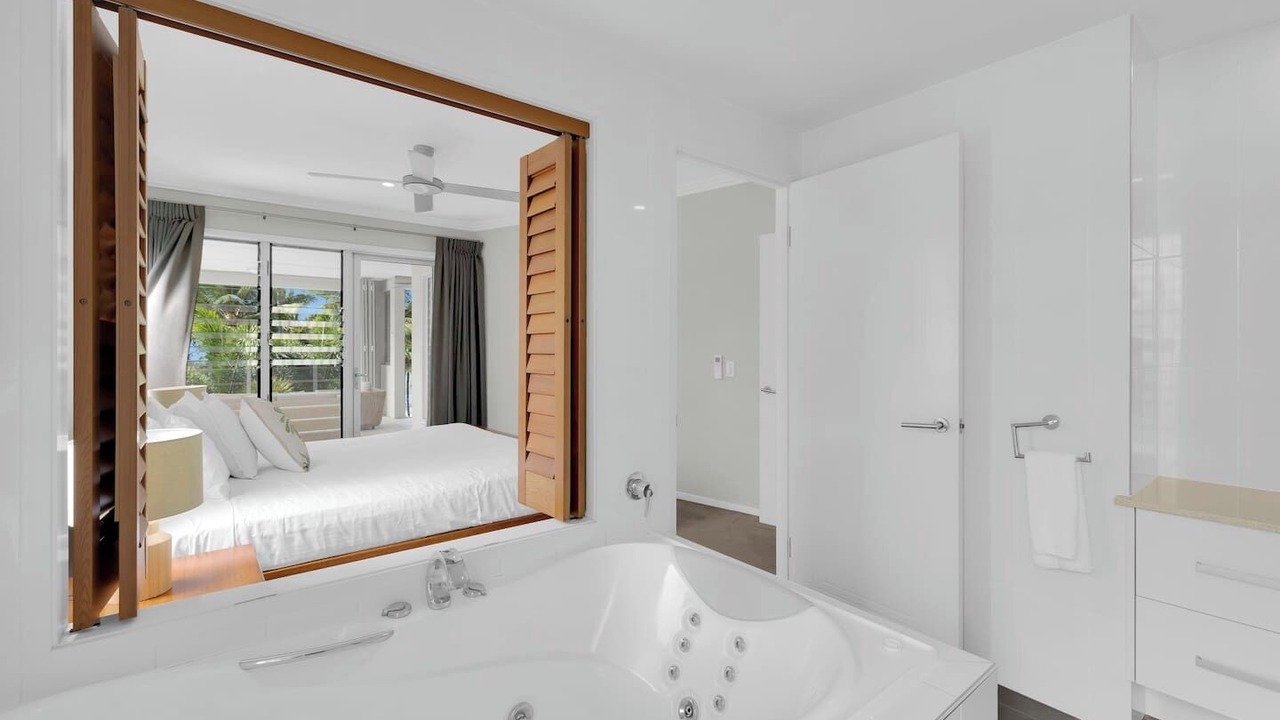 Photo of Bedroom in Palm Cove