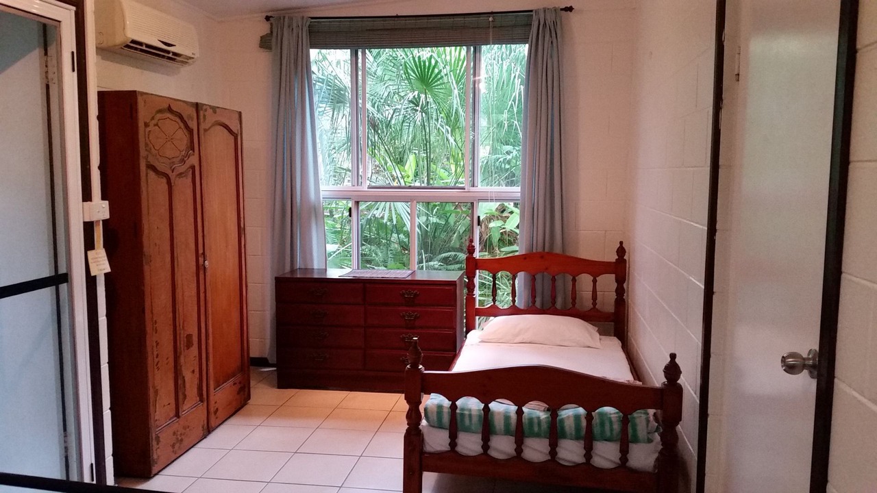 Photo of Bedroom in Nelly Bay