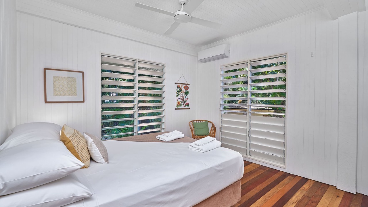 Photo of Bedroom in Clifton Beach