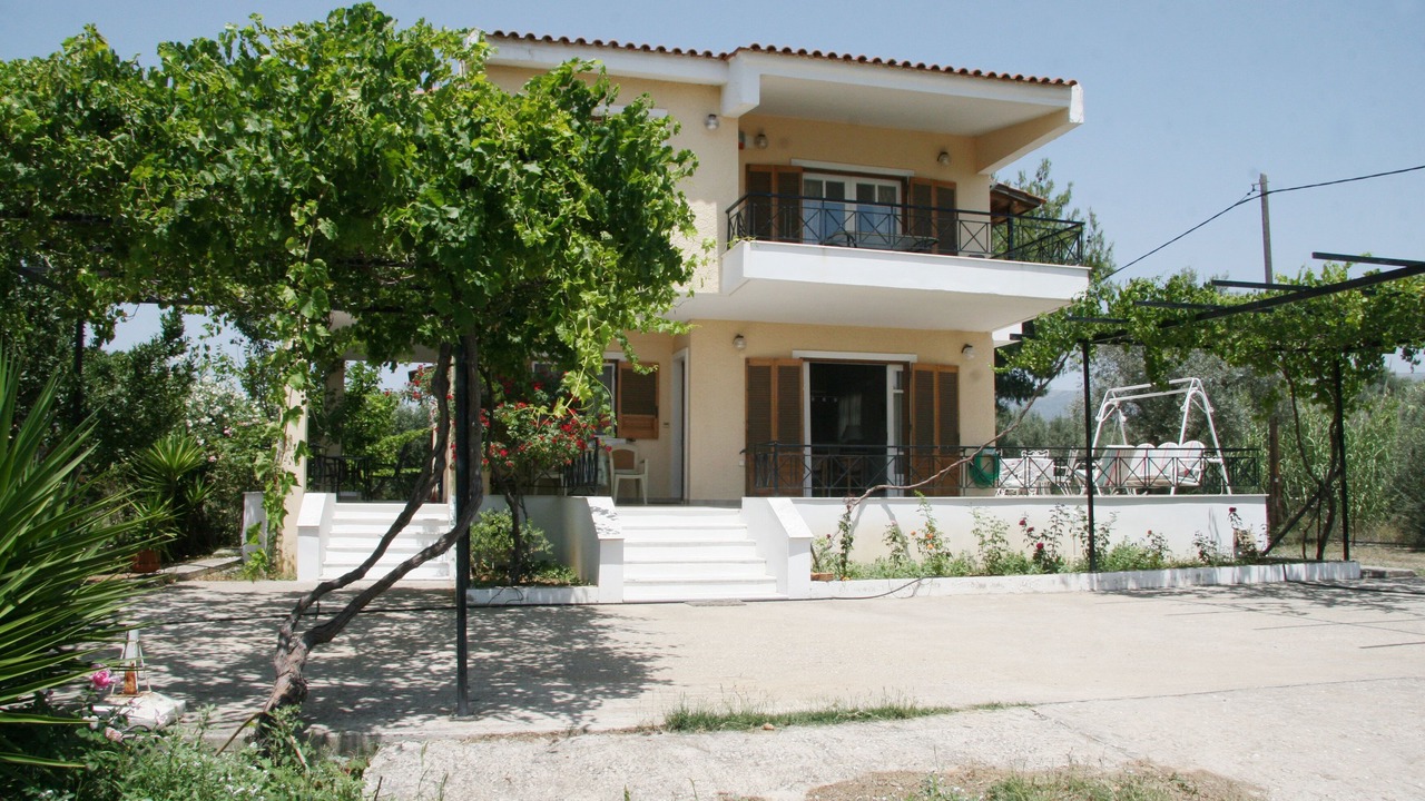 Photo of Outdoor in Amarinthos