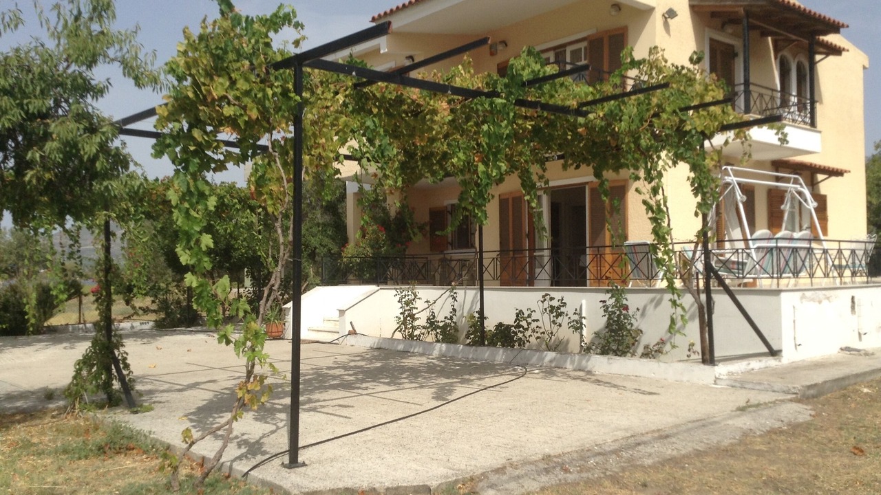 Photo of Outdoor in Amarinthos