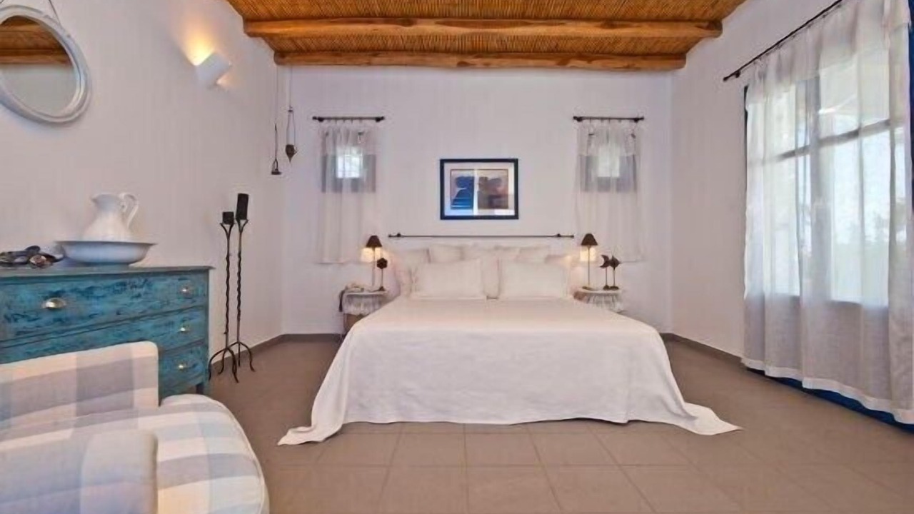 Photo of Bedroom in Drios