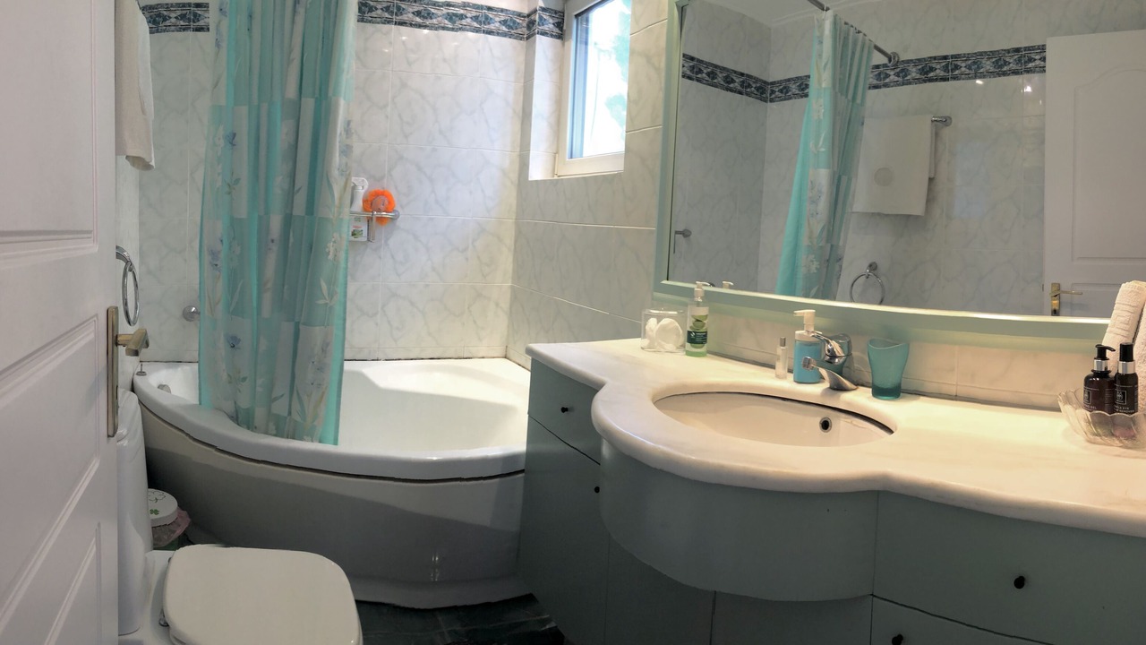 Photo of Bathroom in Egira