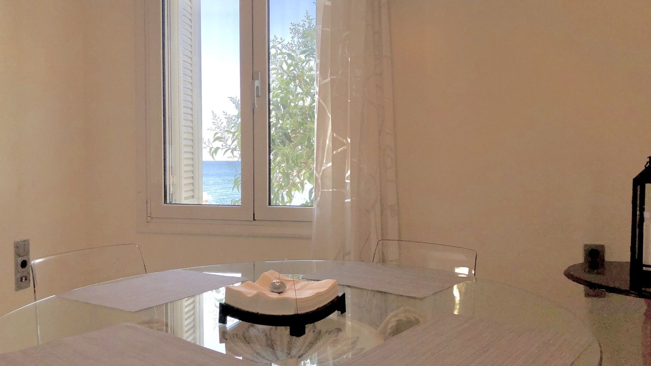 Photo of Livingroom in Egira