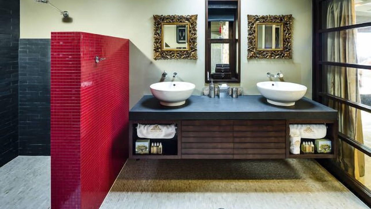 Photo of Bathroom in Trinity Beach