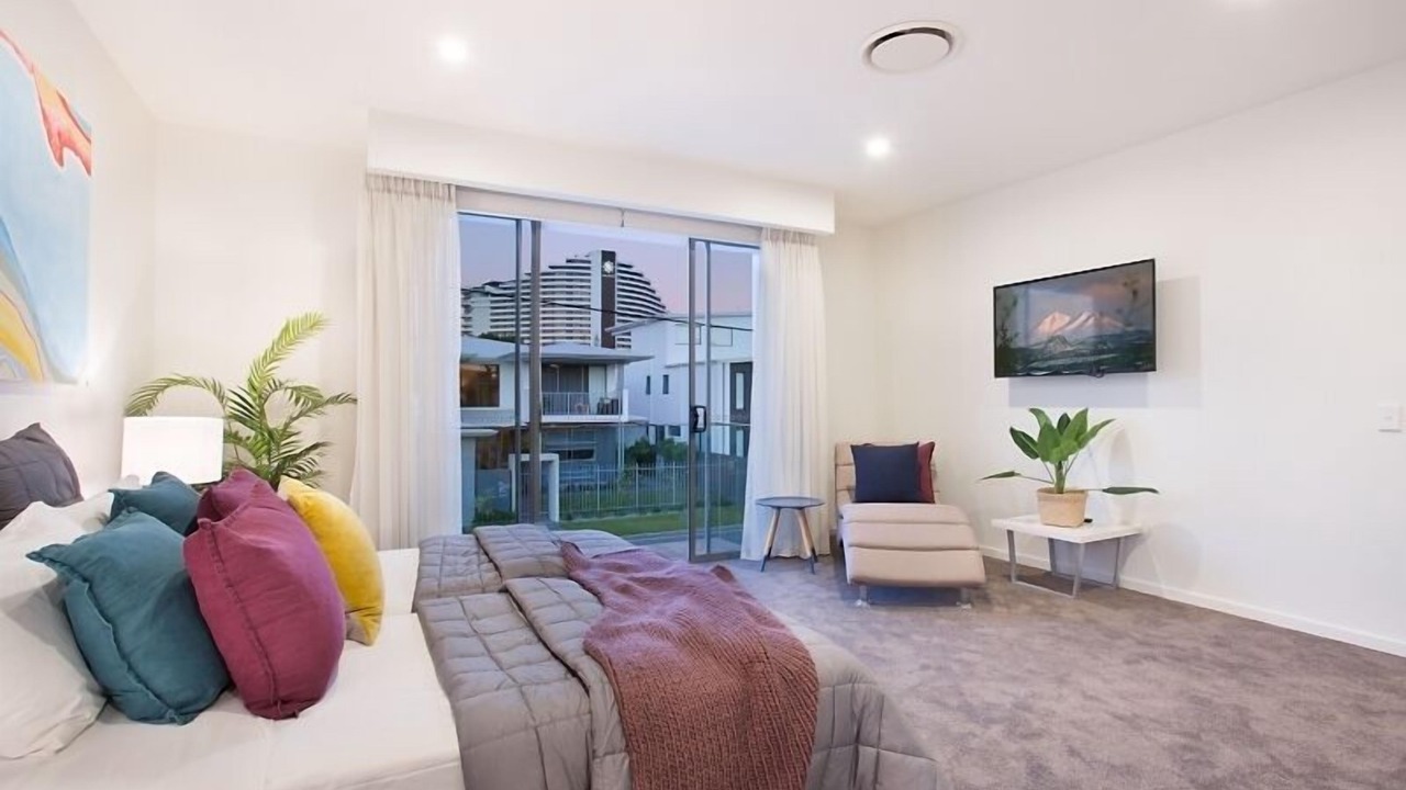 Photo of Bedroom in Broadbeach Waters
