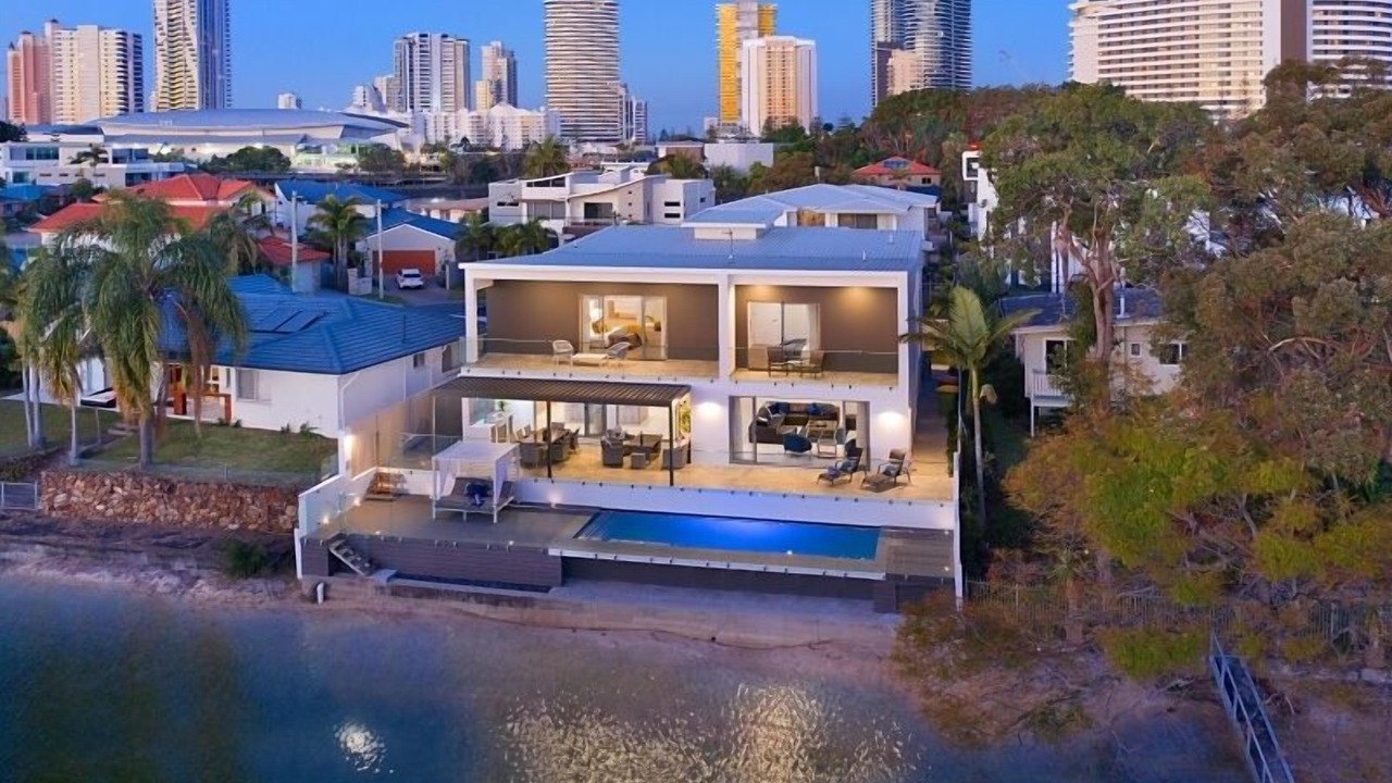 Photo of Outdoor in Broadbeach Waters