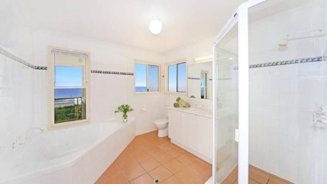 Photo of Bathroom in Castaways Beach