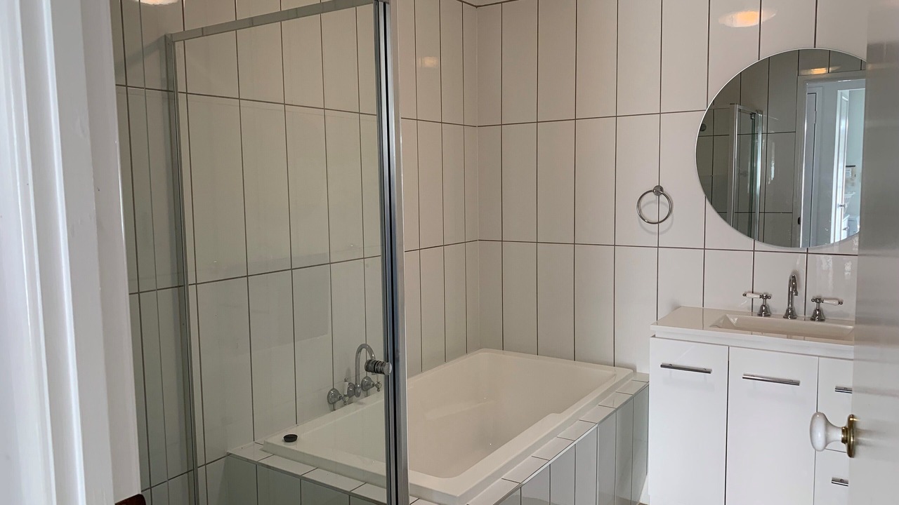 Photo of Bathroom in Banksia Beach
