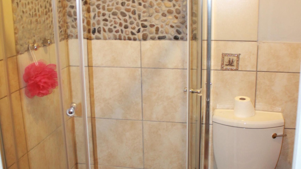 Photo of Bathroom in Primrose