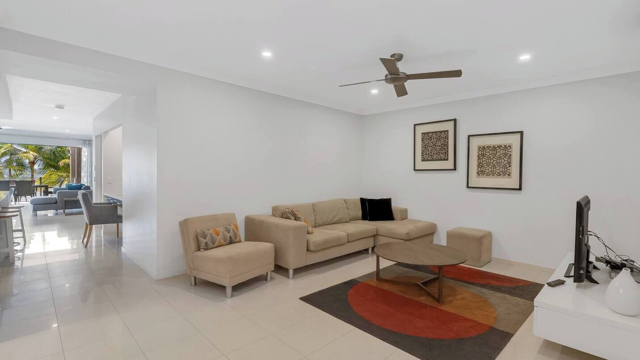 Photo of Livingroom in Palm Cove