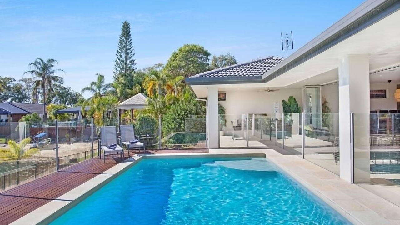 Photo of Outdoor in Mermaid Waters