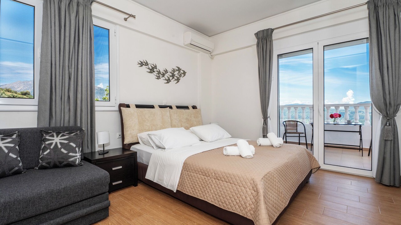Photo of Bedroom in Evgiros