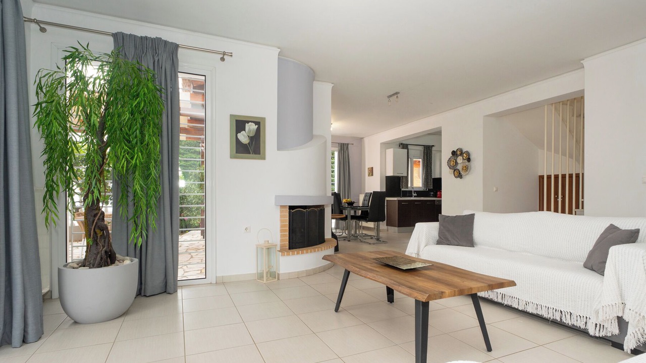 Photo of Livingroom in Evgiros