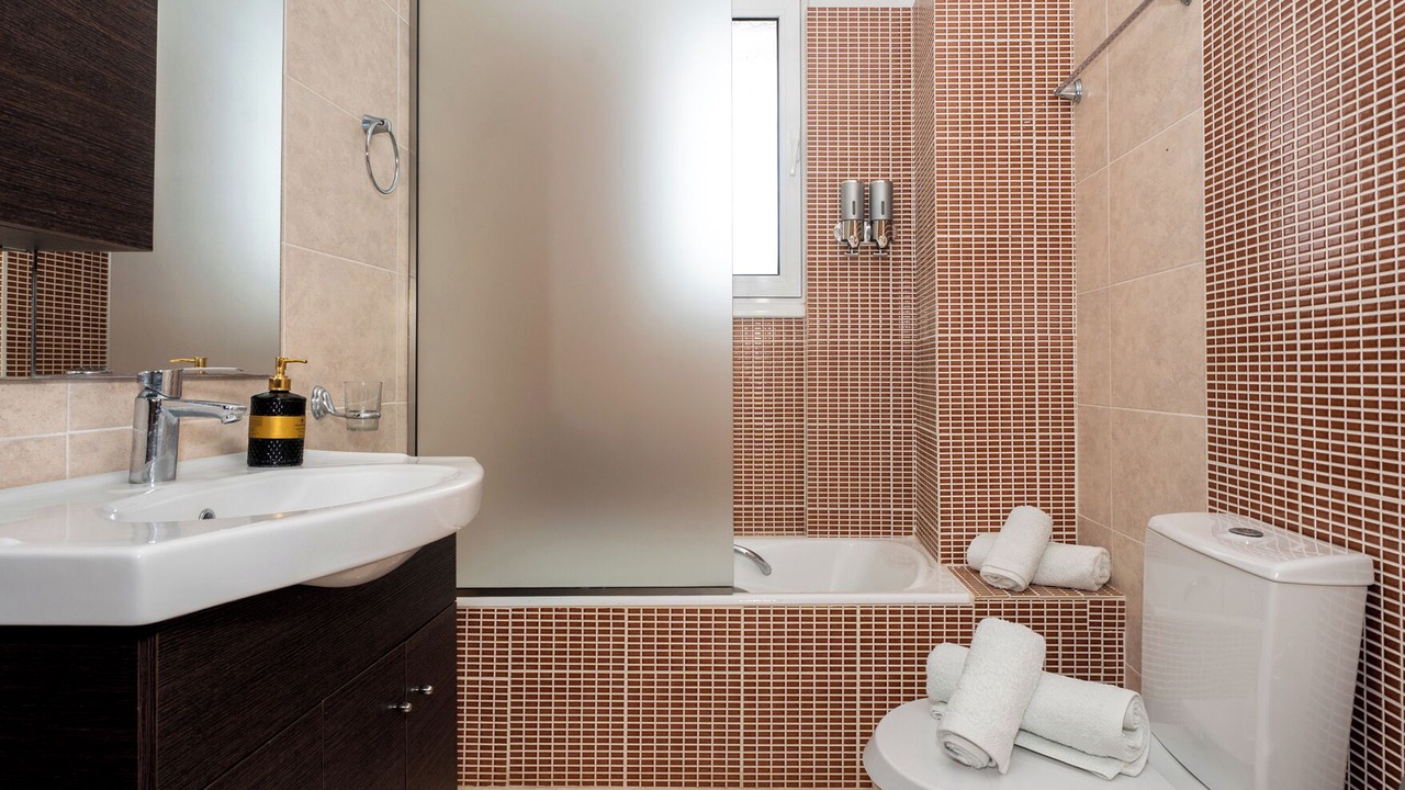 Photo of Bathroom in Evgiros