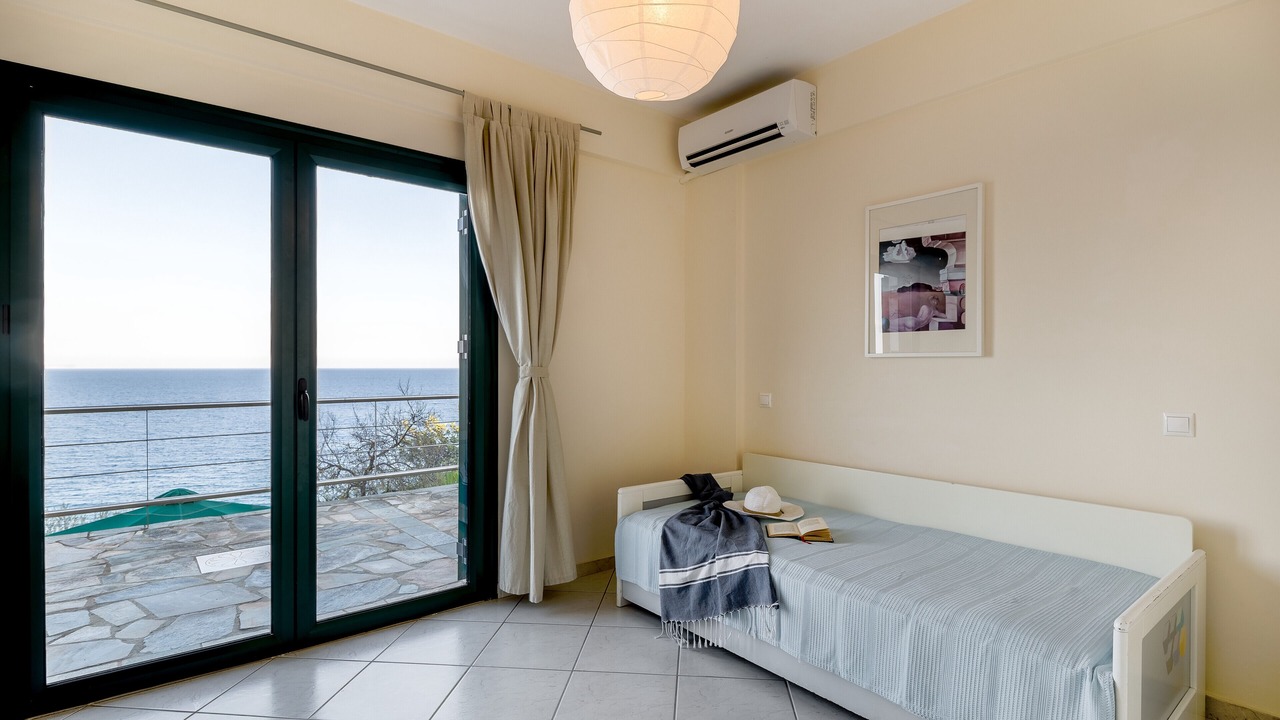 Photo of Bedroom in Livadi